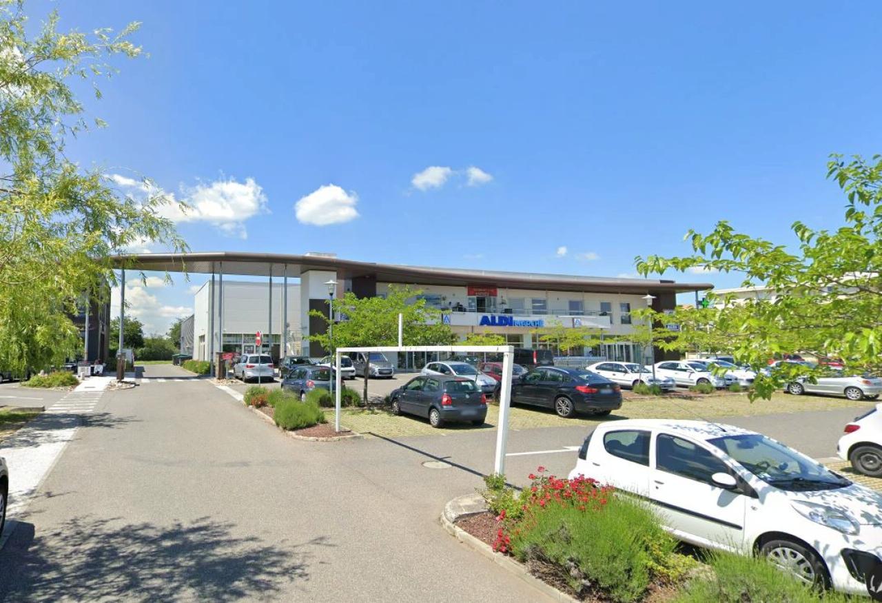 Commerce Colomiers 610m² Location commerce Colomiers Haute-Garonne OLCOM2424610 0